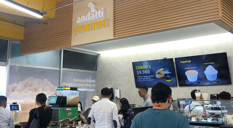 OXXO inaugura en Bogotá las primeras Barras andatti gourmet de ...